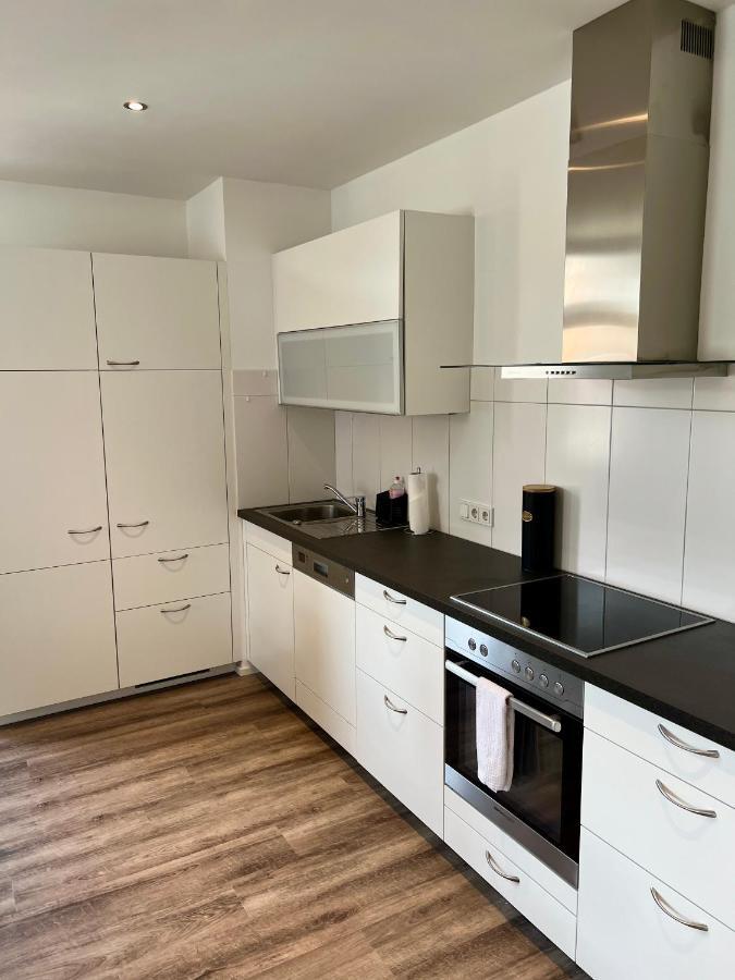 Penthouse Im Zentrum Von Брегенц Екстериор снимка